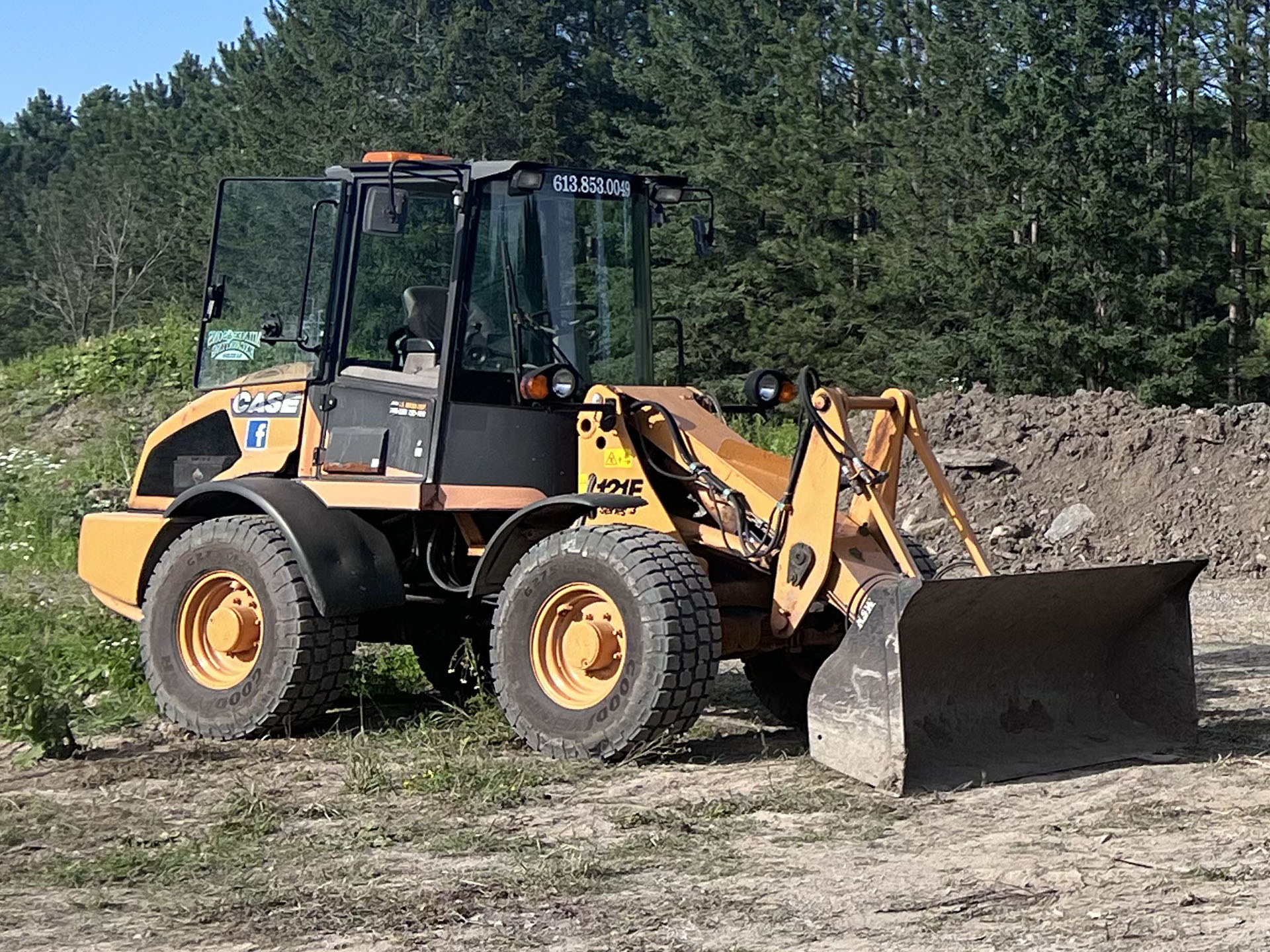 wheel loader